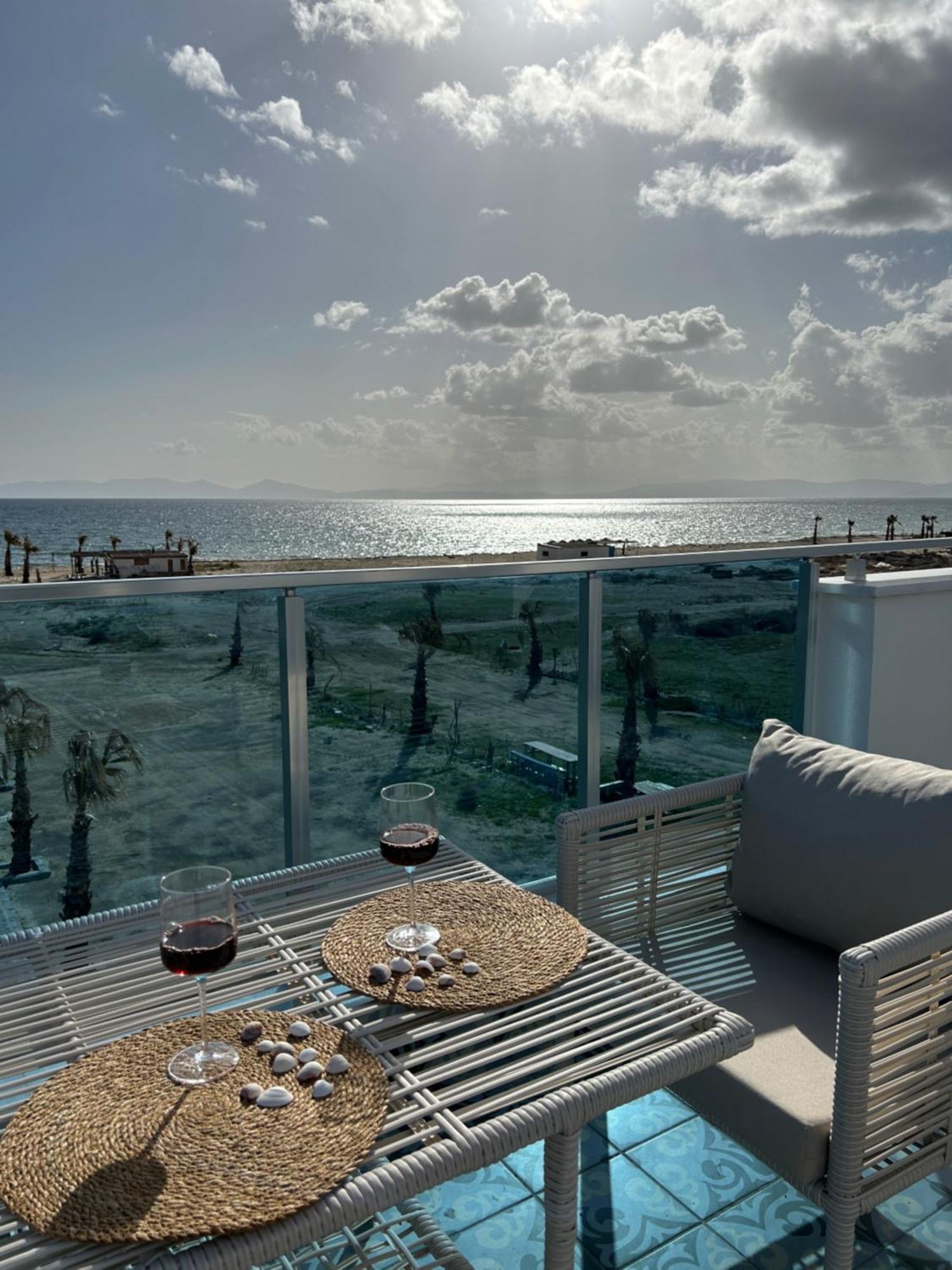 Soho Ayvalik Beach House Hotel Kucukkoy  Exterior photo